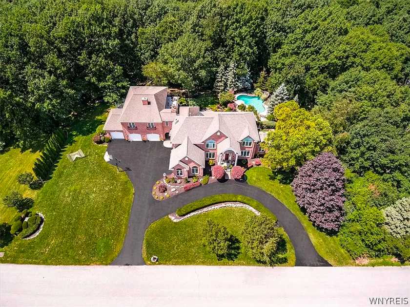 Zillow Aerial view of property in Williamsville NY