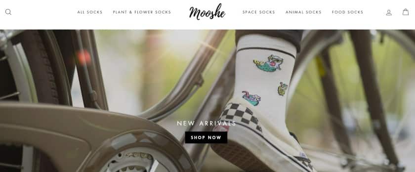 Showing a Mooshe product focused dropshipping site.